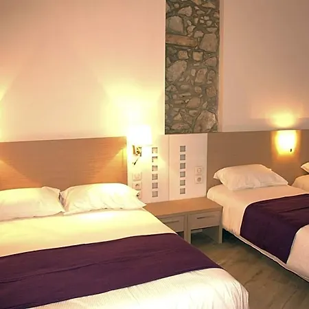 Terranostra فندق Tarascon-sur-Ariège