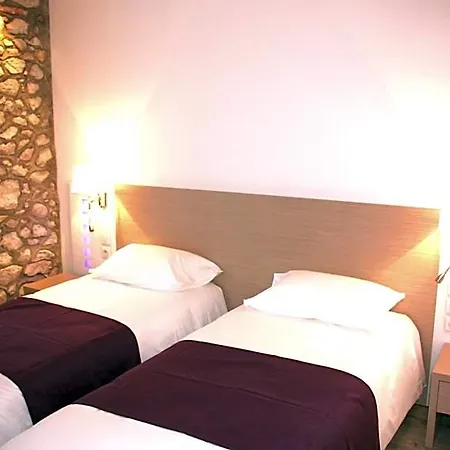 فندق Terranostra 3*