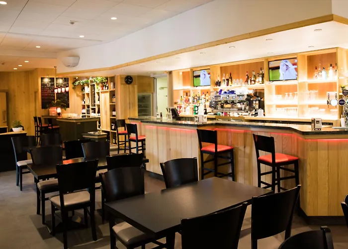 オテル テラノストラ ホテル タラスコン・シュル・アリエージュ